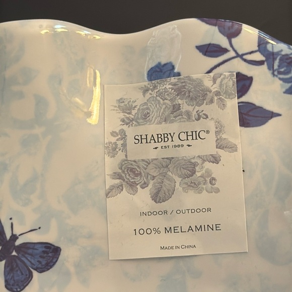 SHABBY CHIC Blue and White Floral Serving Bowl - 100% Melamine - Scalloped Edges - Picture 4 of 5